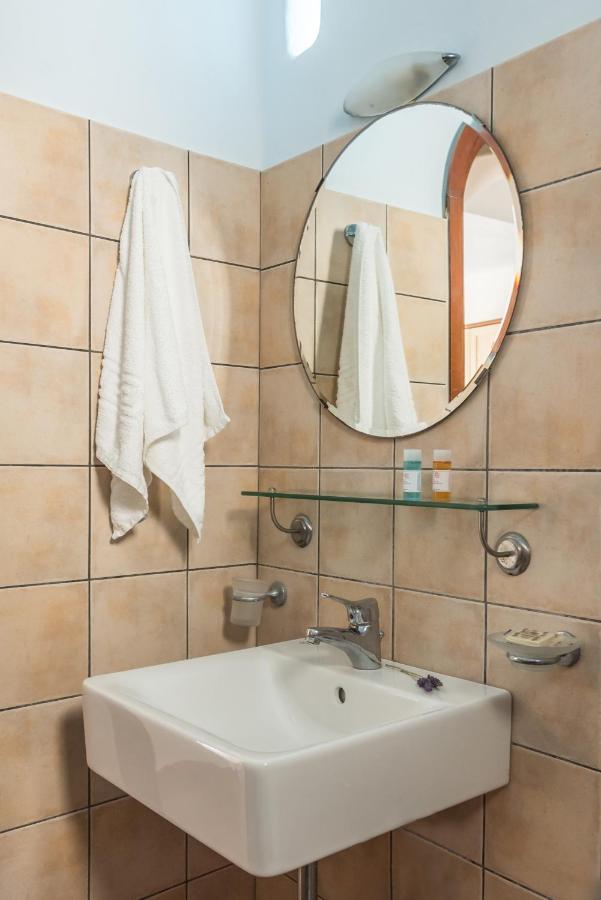 Asterias House Apartman Donúsza Kültér fotó